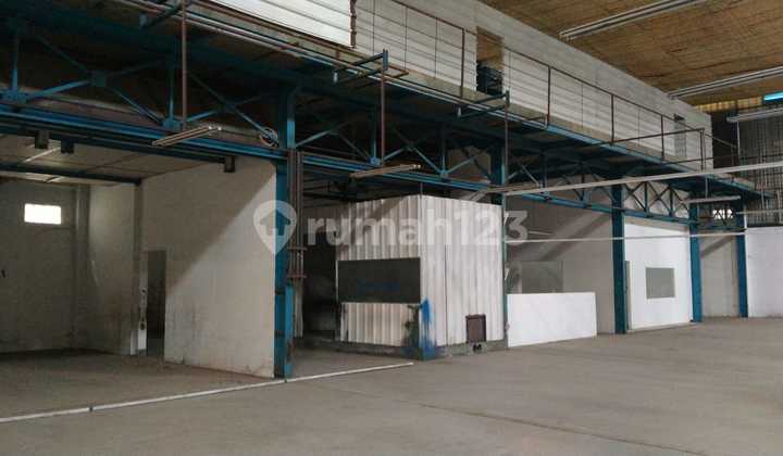 Gudang sayap Holis/TKI akses tol dan dekat tol 2