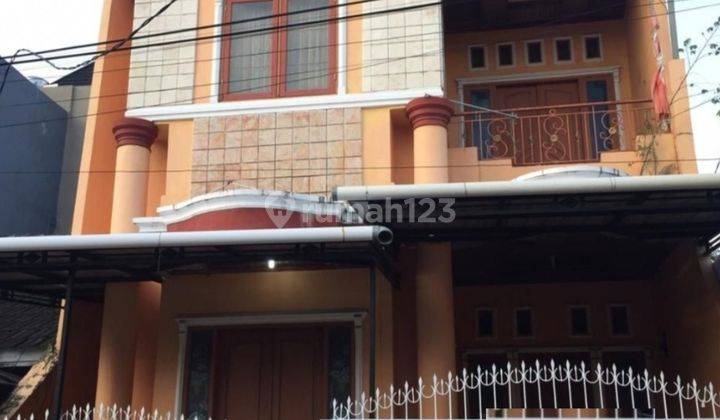 RUMAH TINGGAL DALAM KOTA MAKASSAR 1