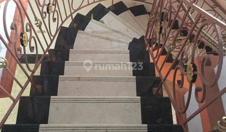 RUMAH TINGGAL DALAM KOTA MAKASSAR 8