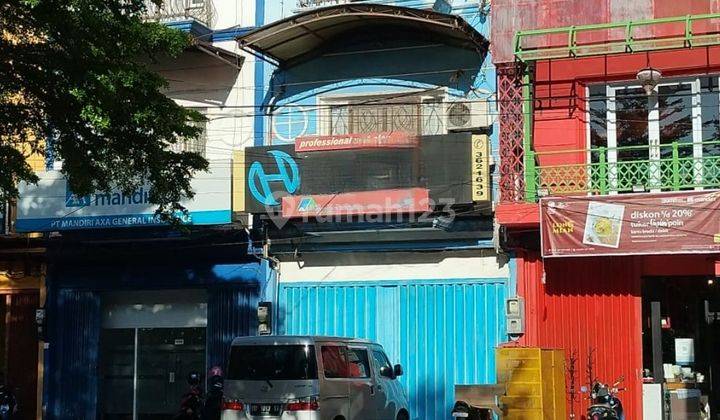 Ruko 3 Lantai Strategis Tengah Kota Makassar 1