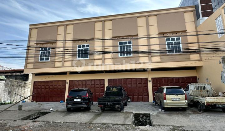 4-Unit Row Shophouse in Pettarani, Makassar 1