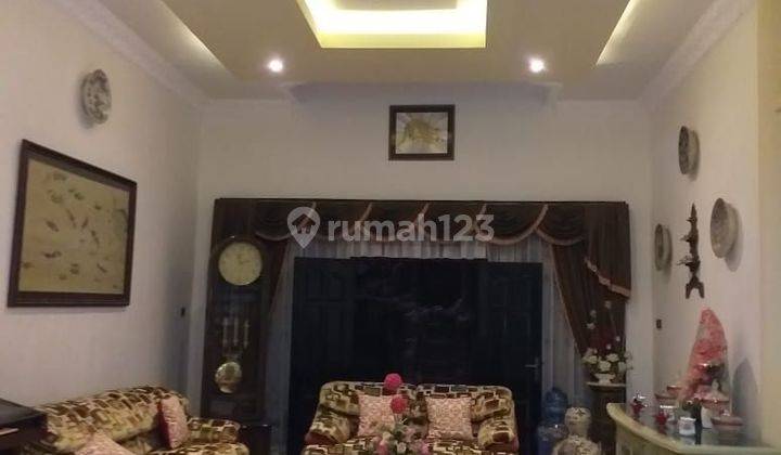 Dijual Rumah Cantik Besar Pusat Kota Makassar Ada Furnish  2