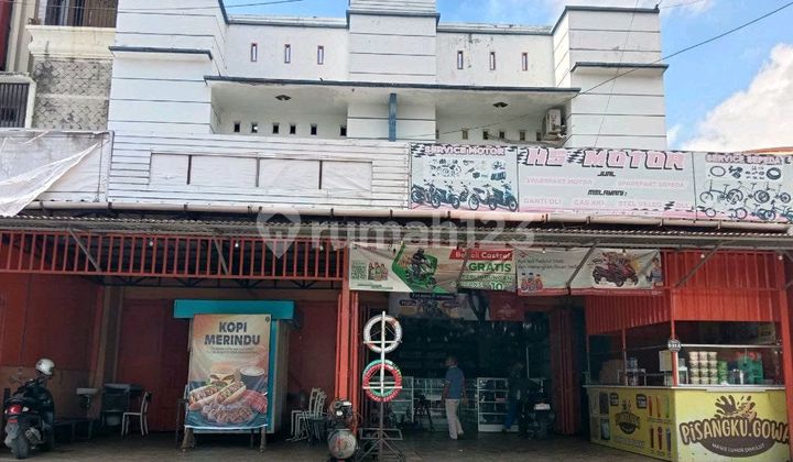 Two-Unit Adjoined Shophouse in Pallangga Gowa 1