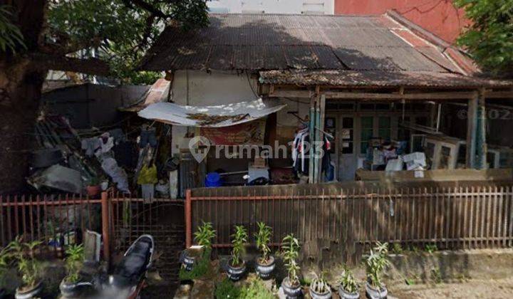 Dijual Rumah Tua Dekat Pantai Losari Makassar 1