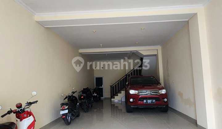 3-Storey Shop House, North Kancil Street, Mks, Ready to Use 2