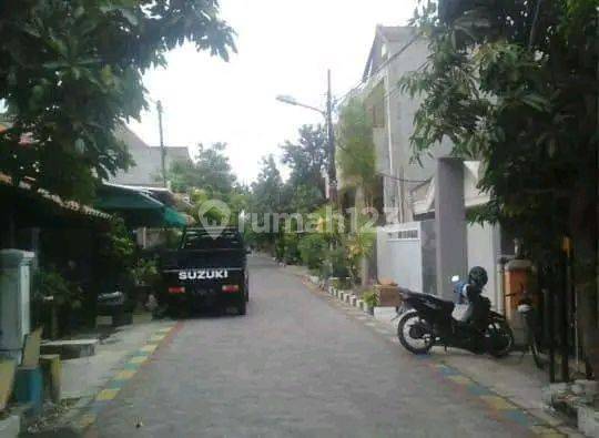 Di jual rumah Cantik Semi Furnished Lokasi Jambangan Kebon Agung Surabaya 2