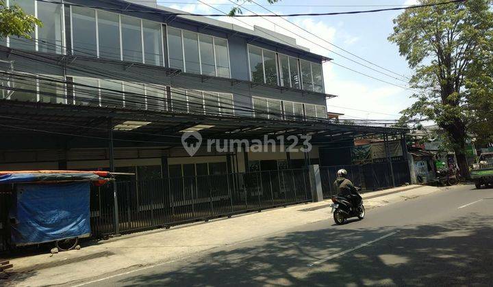 disewa cepat ruko 3 lantai lokasi Ciwastra luas dan strategis ramai 11