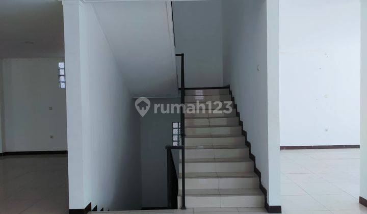 dijual ruko 3 lantai sangat luas Ciwastra Cocok buat berbagai usaha 11
