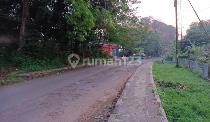 Dijual Rumah halaman luas pinggir jalan utama strategis Katamso Subang 6