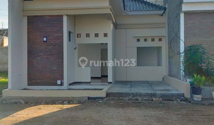 Rumah baru Cluster pesona Cihanjuang atas 36/60 SHM 500 jtaan bisa KPR 1