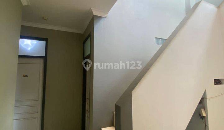 Dijual Rumah Kostan 2,5 lantai 9 pintu Cikaso Sayap Supratman Bandung 1,7 M 2