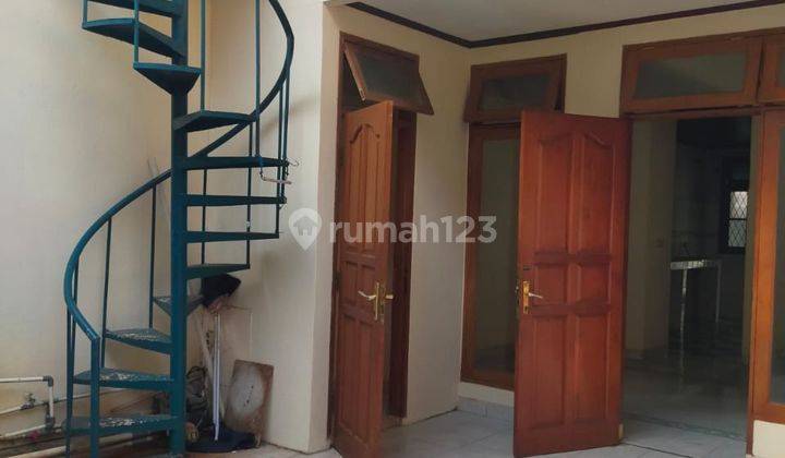 Rumah Dijual Villa Dago Tol  2