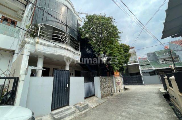 Kost2an 12 kamar di Gading Mas Timur, Jl Export, Kelapa Gading, Kelapa Gading 2