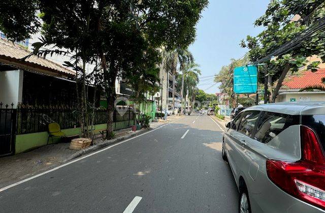 Rumah Tua Salemba Raya, Senen 2