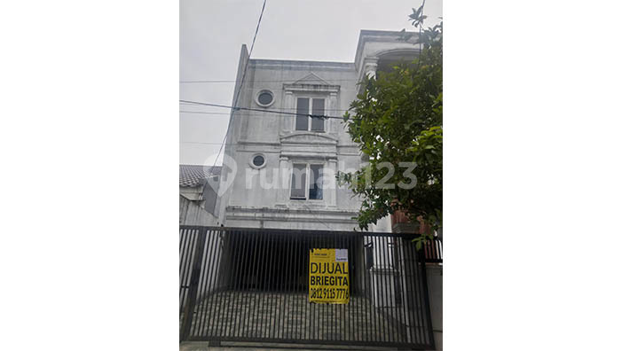 Rumah Kayu Putih Utara, Pulo Gadung Lokasi tenang, rumah sudah tinggi dari jalan Rumah Kayu Putih Utara, Pulo Gadung Lokasi tenang, rumah sudah tinggi dari jalan