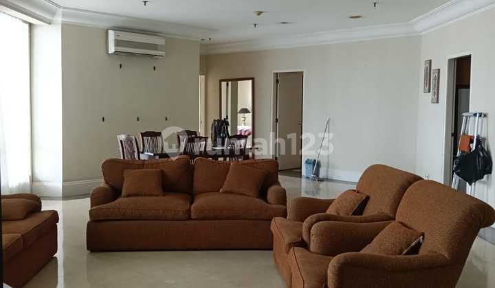 Dijual Penthouse Apartemen Batavia Dijual Penthouse Apartemen Batavia