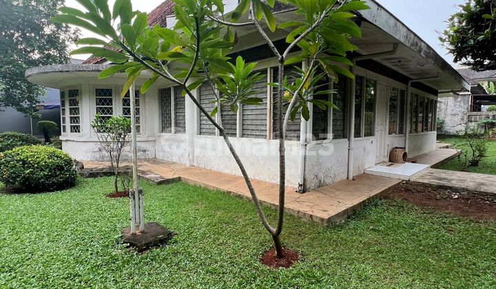 Dijual Rumah Lama Hitung Tanah di Kebayoran Baru