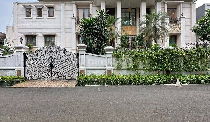 Dijual Rumah di Jalan Widya Chandra Jakarta Selatan