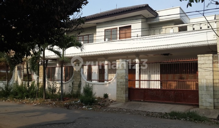 DIJUAL RUGI !! RUMAH DAERAH PADEMANGAN (HITUNG TANAH)