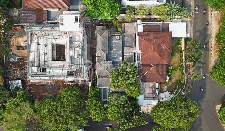 DIJUAL RUMAH LAMA HITUNG TANAH, BENTUK TANAH PERSEGI, LOKASI ELITE 2