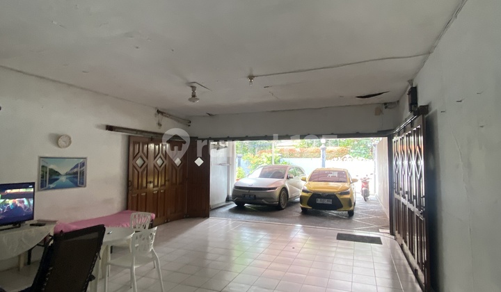 House for Sale in South Kemang 2