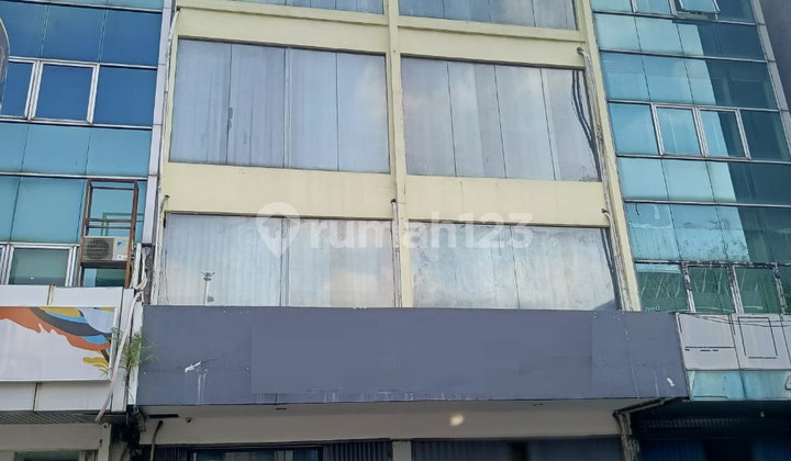 Disewakan dan Dijual Ruko di Jalan Suryopranoto Jakarta Pusat