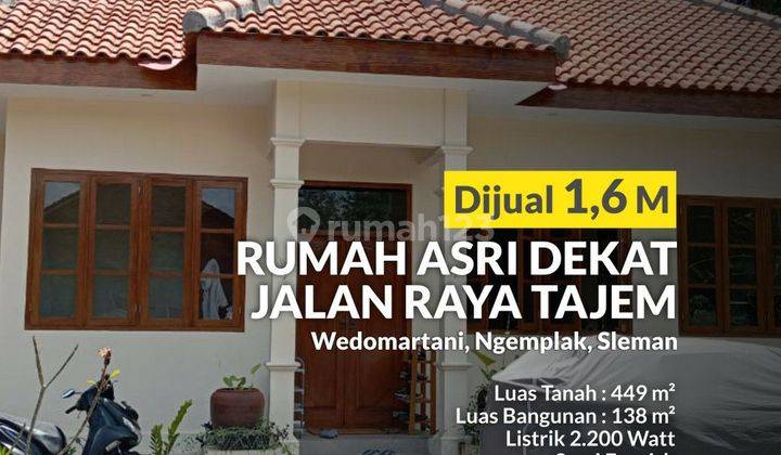 Rumah Asri Dengan Pekarangan Yang Luas, Strategis, Jl. Tajem 1