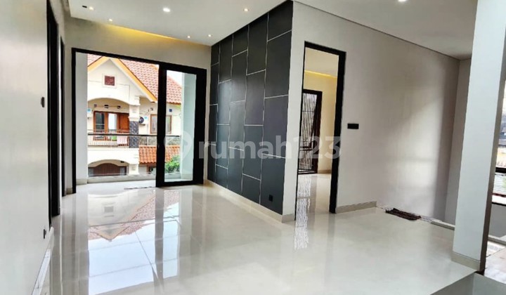 Rumah Mewah, Bagus, Siap Huni, Dekat Kampus, Caturtunggal 2