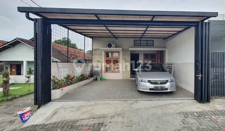 Rumah Modern, Dalam Perumahan, Dekat Kota, Super Strategis, Trihanggo, Gamping