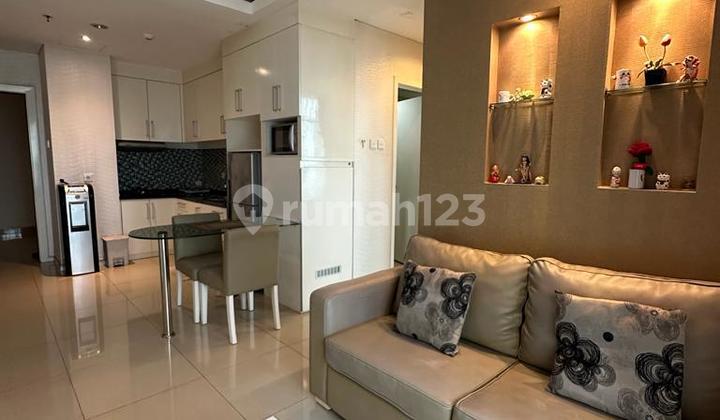Sewa Apartemen Thamrin Residence 2 Bedroom Furnished Bagus 2