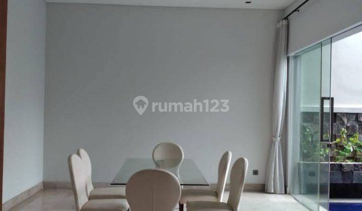 Dijual Rumah Modern Minimalis Komplek di Kemang Timur 2