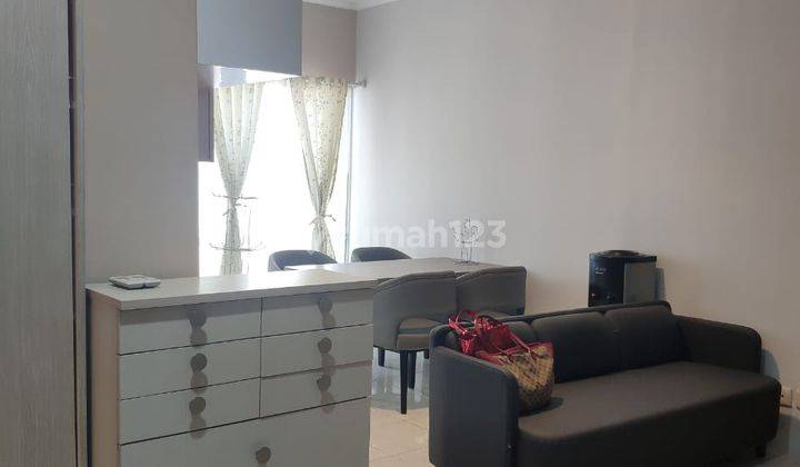 Sewa Apartemen Sudirman Park 2 Bedroom Lantai Tengah Furnished 1