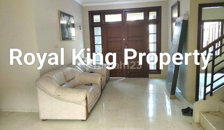 Rumah Murah Disewa 2 Tingkat Modernland Ada Kitchen Set & Sofa , Ada Taman Dalam Rumah 2 Ac Kitchen Set  1