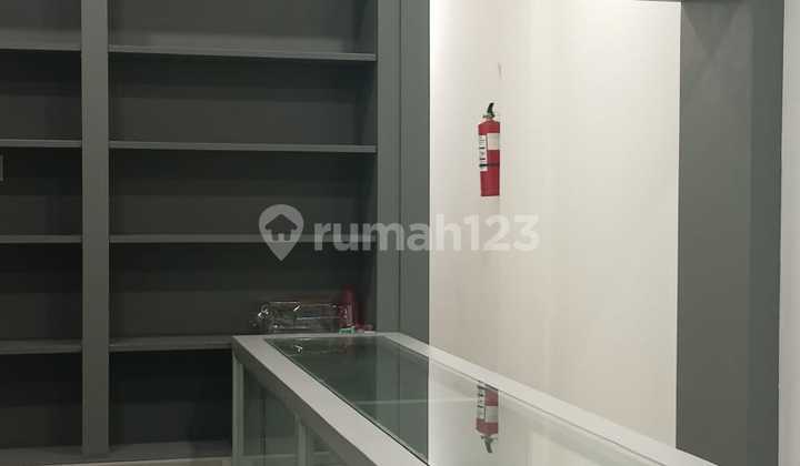 Affordable Shophouse for Sale in Poris Indah, 3 Floors. Flood-Free. 2