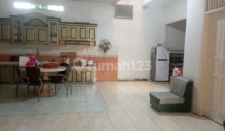 Affordable Modernland Ngantong House 180sqm Land 2 Floors 2