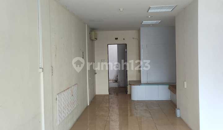 Affordable Shop House for Rent, 2nd Floor Only in Banjar Wijaya for Office Use 1