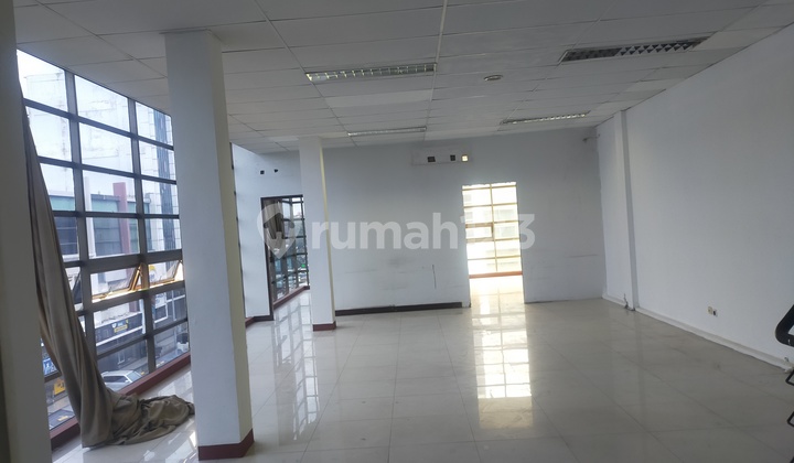 5-Storey Shop House in Tangcity, Strategic Location 5-Storey Shop House in Tangcity, Strategic Location