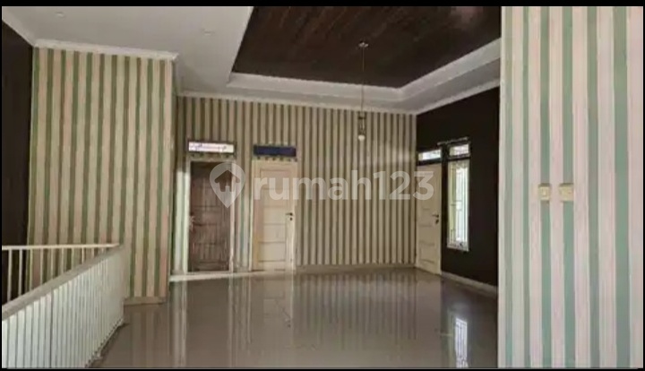 Rumah Murah Disewa di Taman Royal 2 Tingkat Hook Lt 164 Free 3 Ac, 2 Water Heater, Kitchen Set & Kompor 2