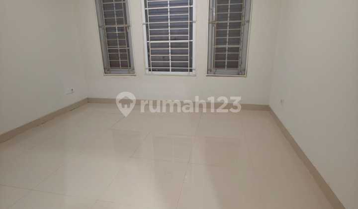 House for Rent Gading Serpong 2 Floors 2