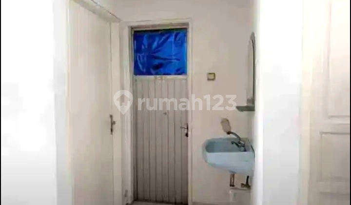 Affordable Banjar Wijaya 1 3-Story House with AC 2