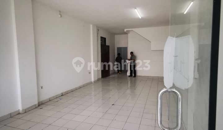 Ruko Murah Straregis Modernland 2 Tingkat Minim 2 Tahun