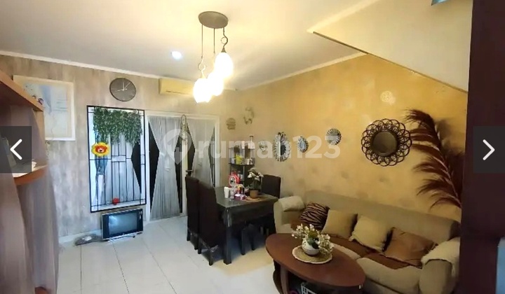 Rumah Murah 2 Tingkat Modernland Premier Park Lt 151. Parkir Bisa 4 Mobil