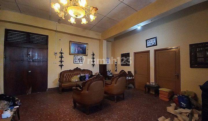 Rumah Klasik Di Kawasan Wisata Prawirotaman Yogyakarta. 10