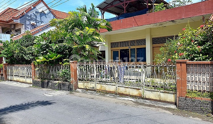 Rumah Klasik Di Kawasan Wisata Prawirotaman Yogyakarta. 13