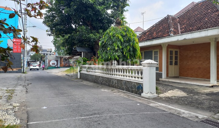 Rumah Klasik Halaman Luas di Prawirotaman, 15 Menit Ke Malioboro. 2