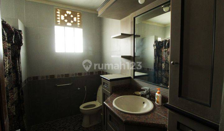 Rumah Halaman Luas di Demangan, Cocok Untuk Tempat tinggal Atau Usaha. 10