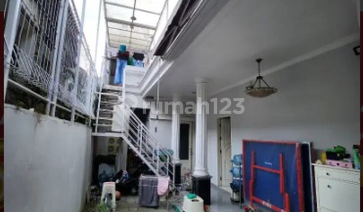 Semi-Furnished Luxury House in Pesona Regency Housing Complex Yogyakarta 2