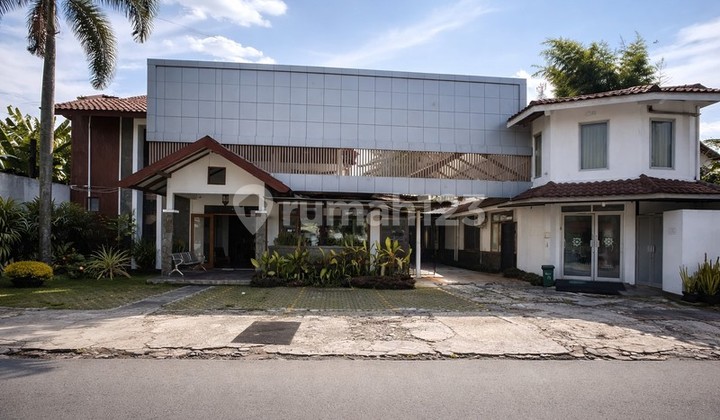 Dijual Ruang Usaha Strategis - Jalan Magelang, Dekat Jogja City Mall Dijual Ruang Usaha Strategis - Jalan Magelang, Dekat Jogja City Mall