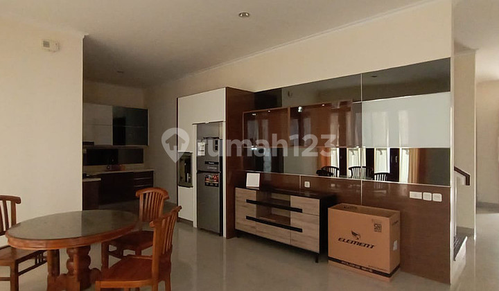 Luxurious Modern Design Residence in Bale Mulia Residence Housing Complex. 2