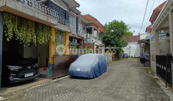 Rumah Mewah 2 Lantai di Dalam Perum, Hunian Nyaman & Strategis di Mlati, Sleman